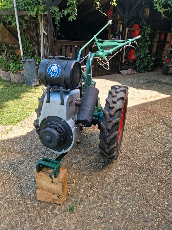 IRUS U 1200 ( EINACHSER, EINACHSSCHLEPPER)
